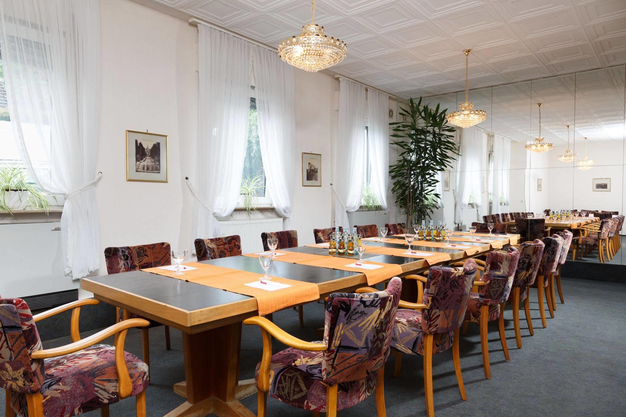 Hotel Am Sonnenhang Kassel Zewnętrze zdjęcie